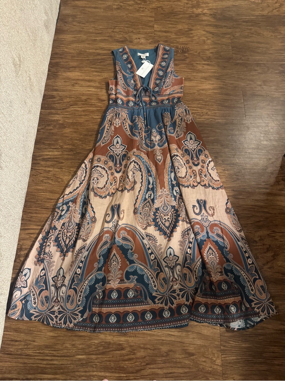NWT Caroline constas dress size xs